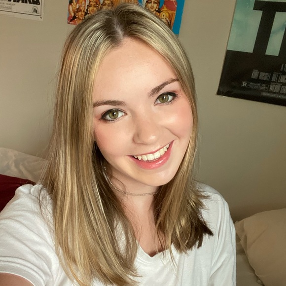 Meet your Posher, Kate - Picture 1 of 1